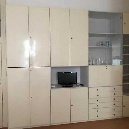 Apartment Porta Venezia Jan 5